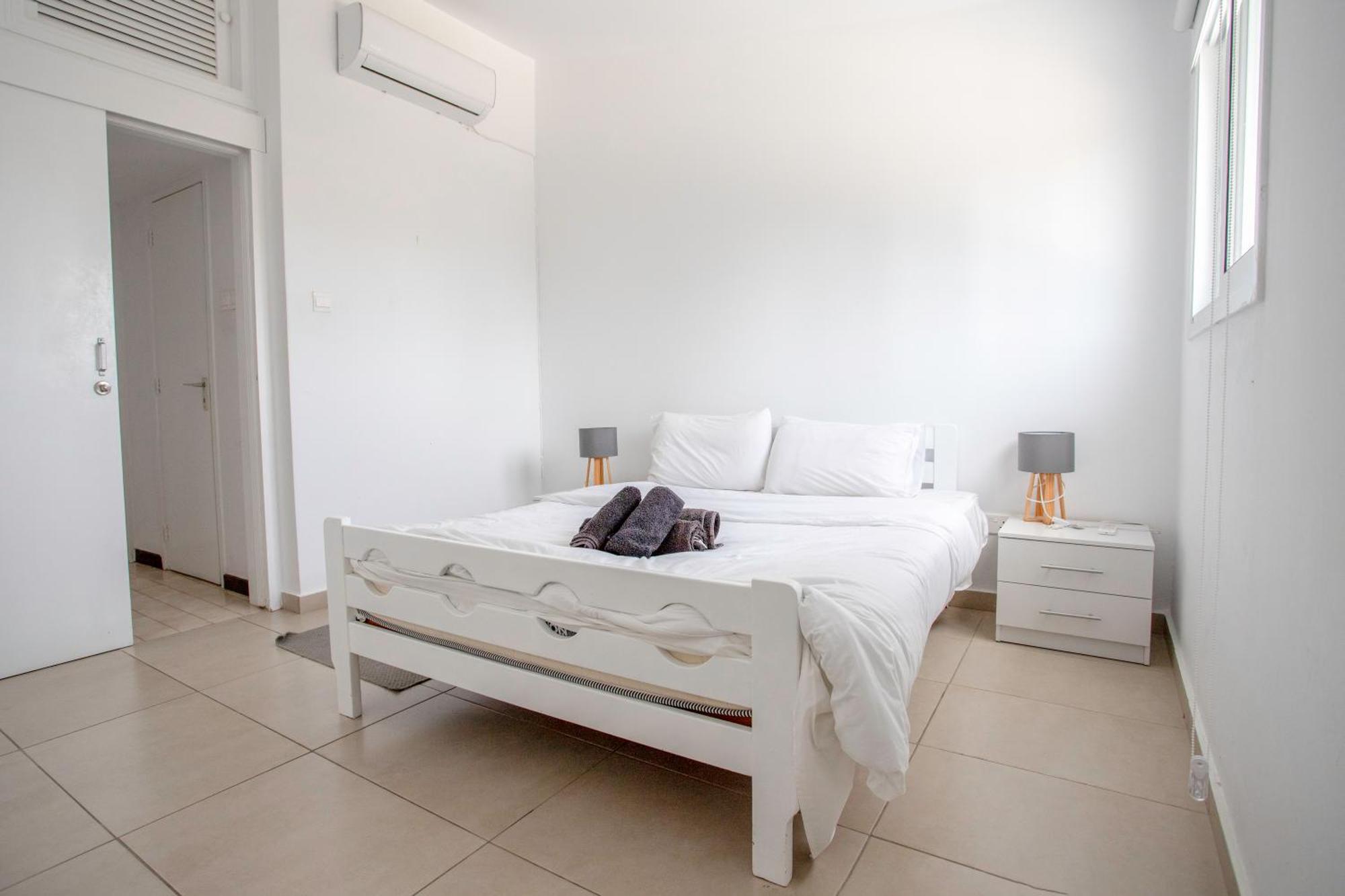 2Bd Garden Apartment Paphos Extérieur photo