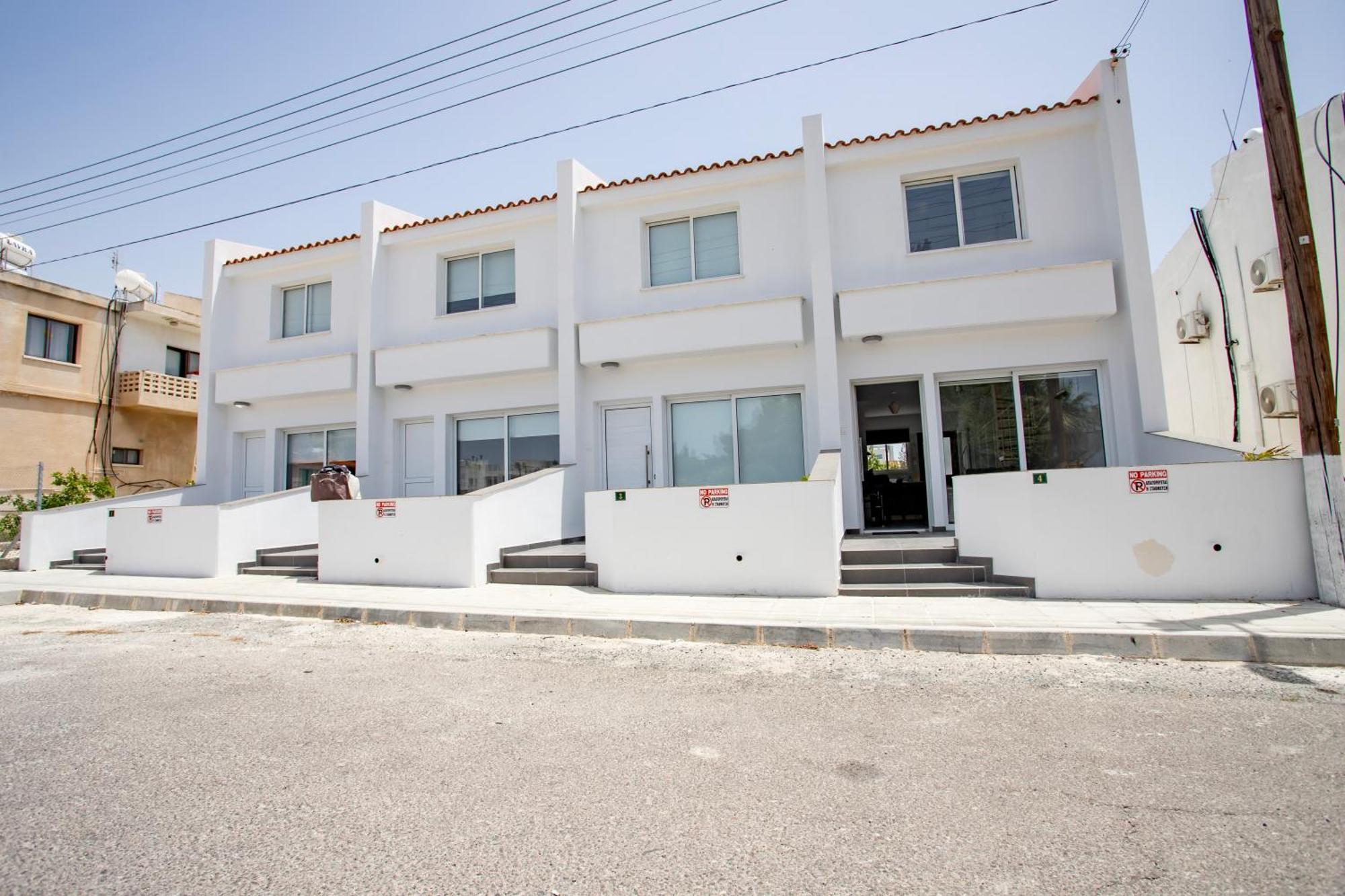 2Bd Garden Apartment Paphos Extérieur photo